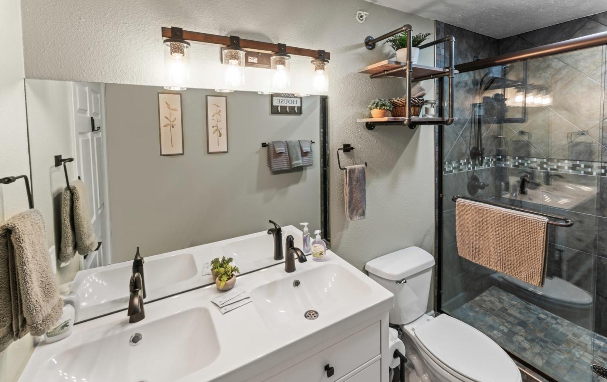 Golf On Site - Walk-In Shower - Jetted Tub - Free Attraction Tickets Included Branson Dış mekan fotoğraf